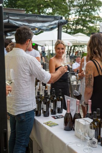 HouseWeinPartyV2-351