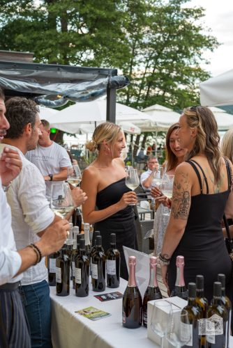 HouseWeinPartyV2-354